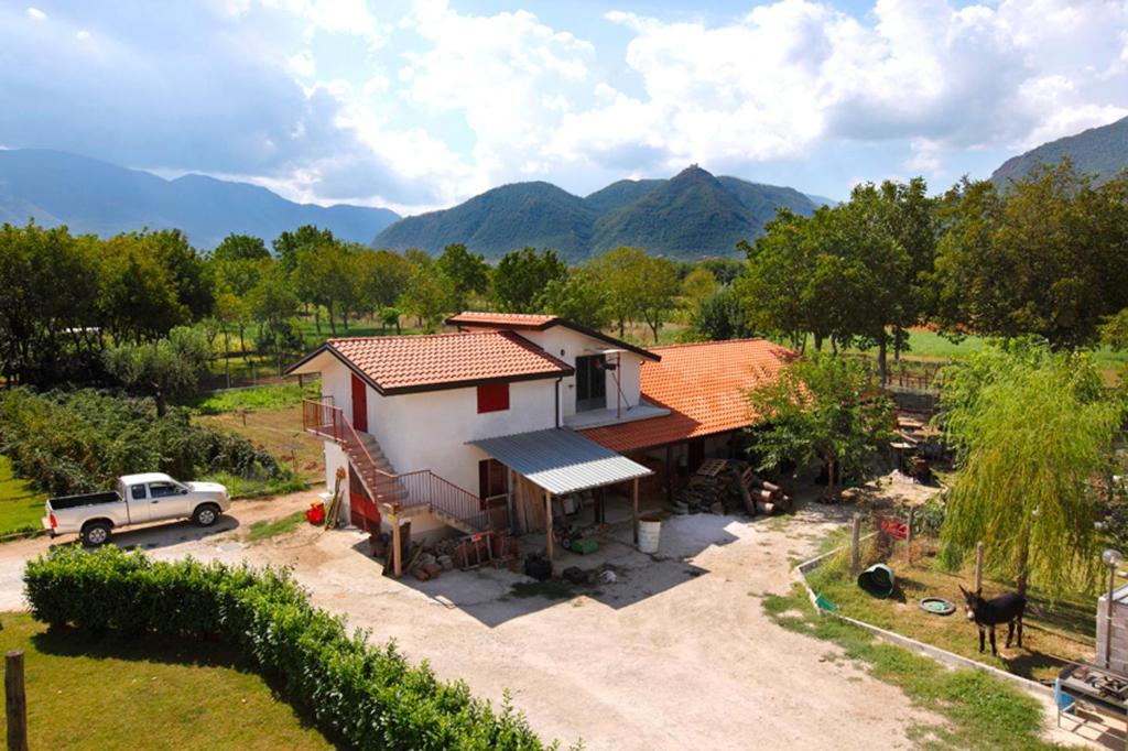 Azienda Agrituristica Pericle Montella Eksteriør bilde
