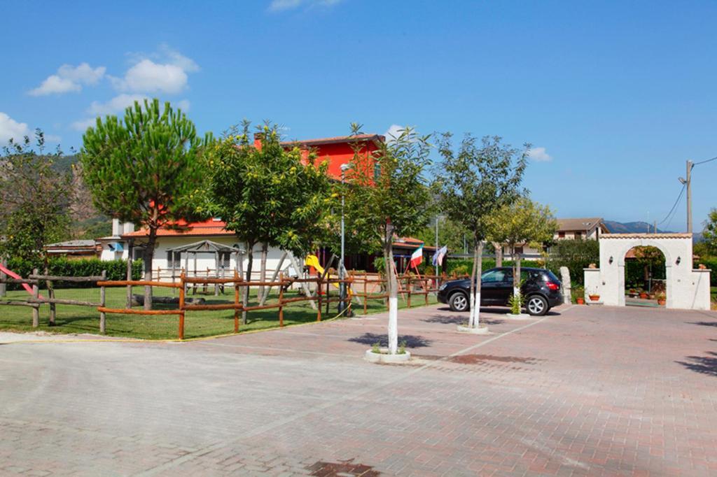 Azienda Agrituristica Pericle Montella Eksteriør bilde